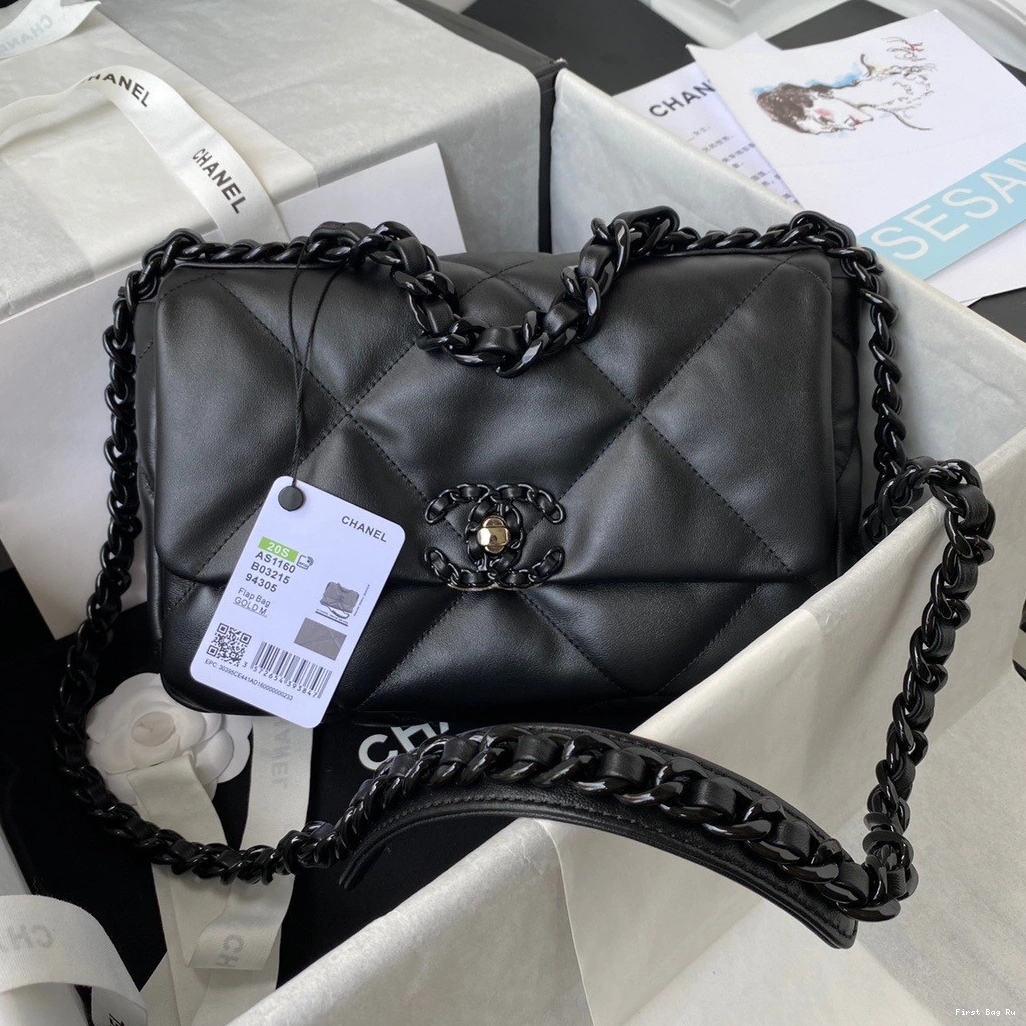 Firstbag Ru BAG 30cm CHANEL FLAP 26cm 19 0804